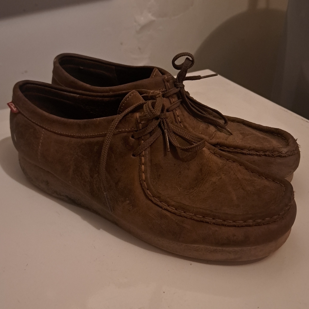 Mens Clark's Wallabies Size 12